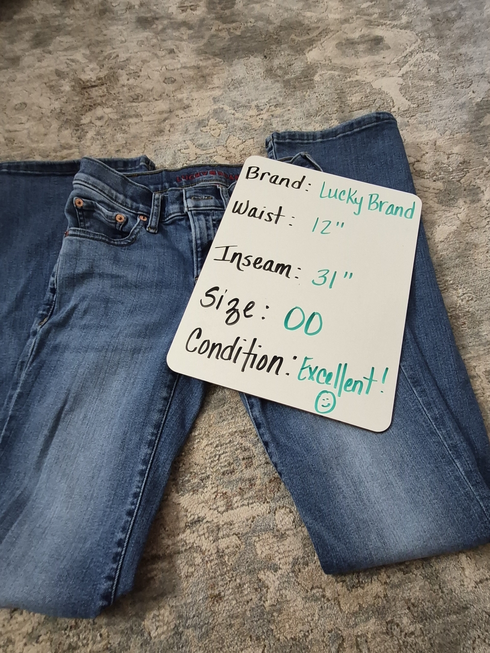 Lucky Brand Women's Jeans in Medium Blue Wash